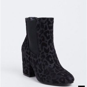 Torrid Leopard Print Boots With Glam Sparkle, Size 9.5 wide